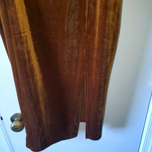 Forever 21 Velvet Mini Dress - Picture 4 of 5